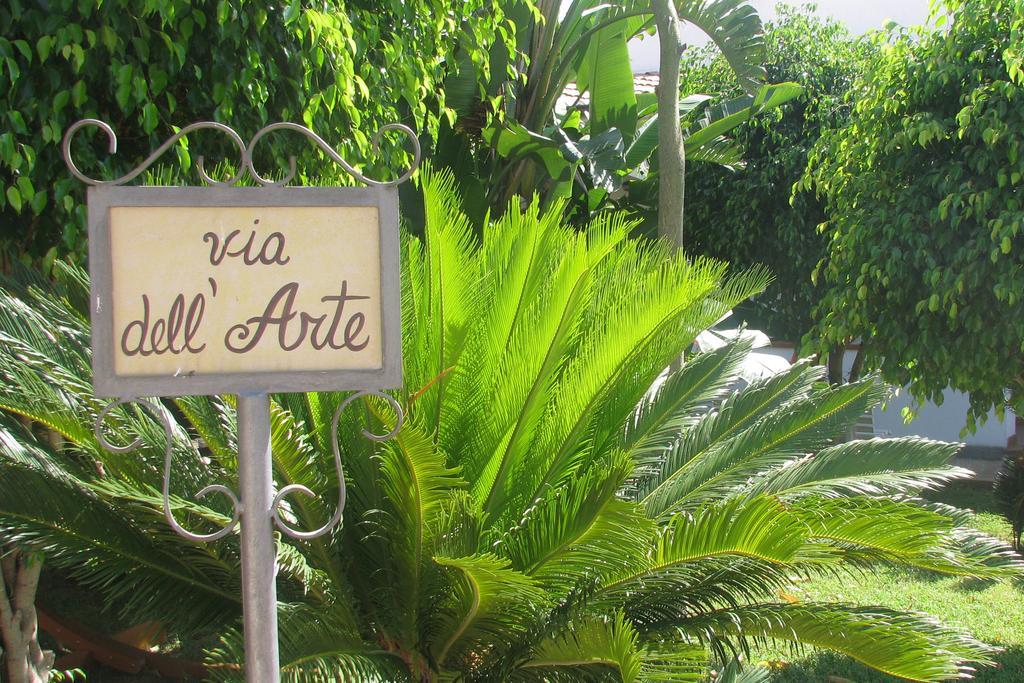 Baia Del Capo Hotel Ricadi Exterior photo
